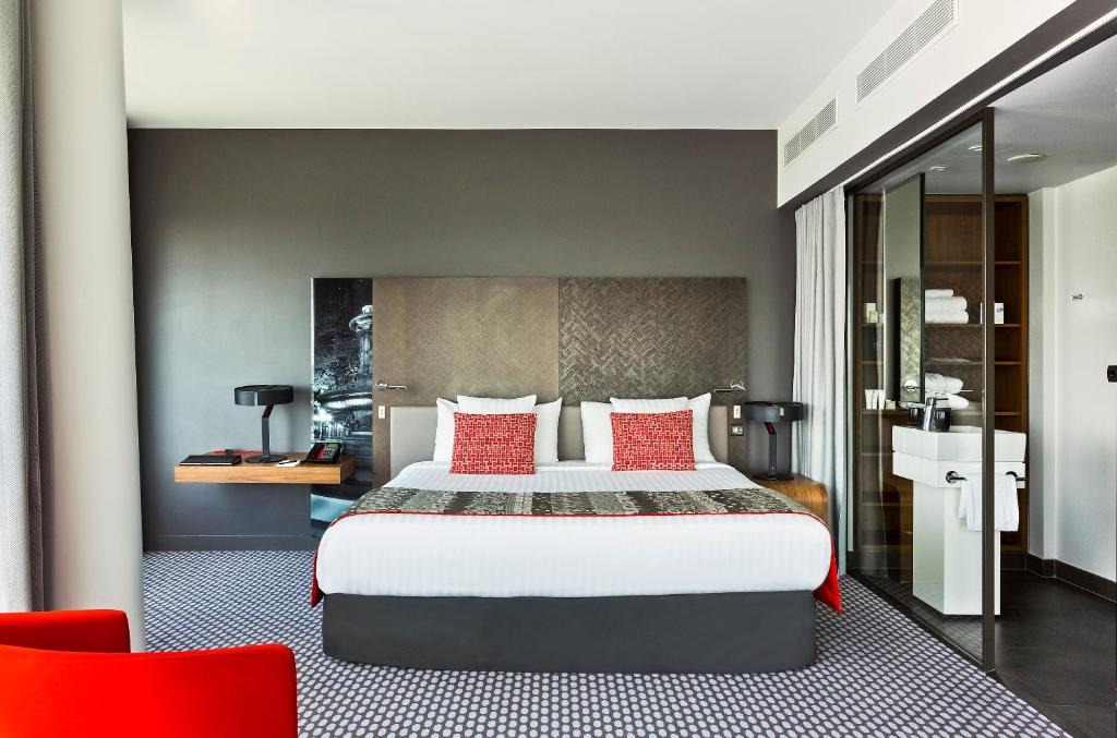 هتل ملینا پاریس لا دیفنس